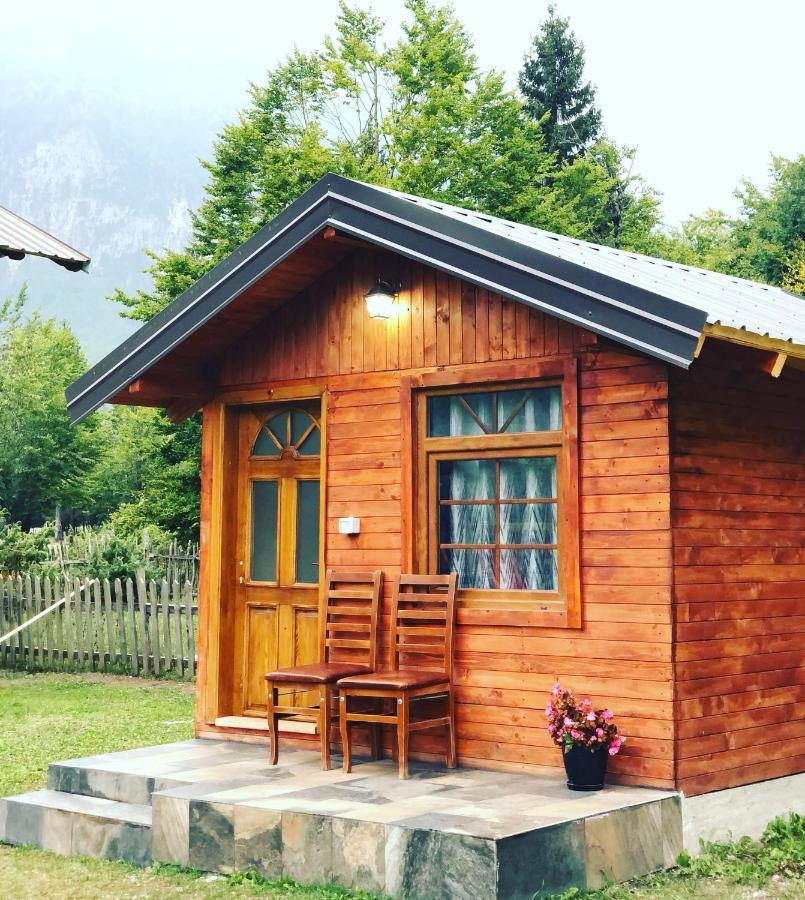 Krojet E Rrogamit Valbone Exterior photo